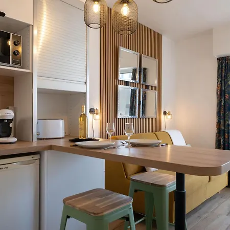 Port Soleil-4 By Interhome